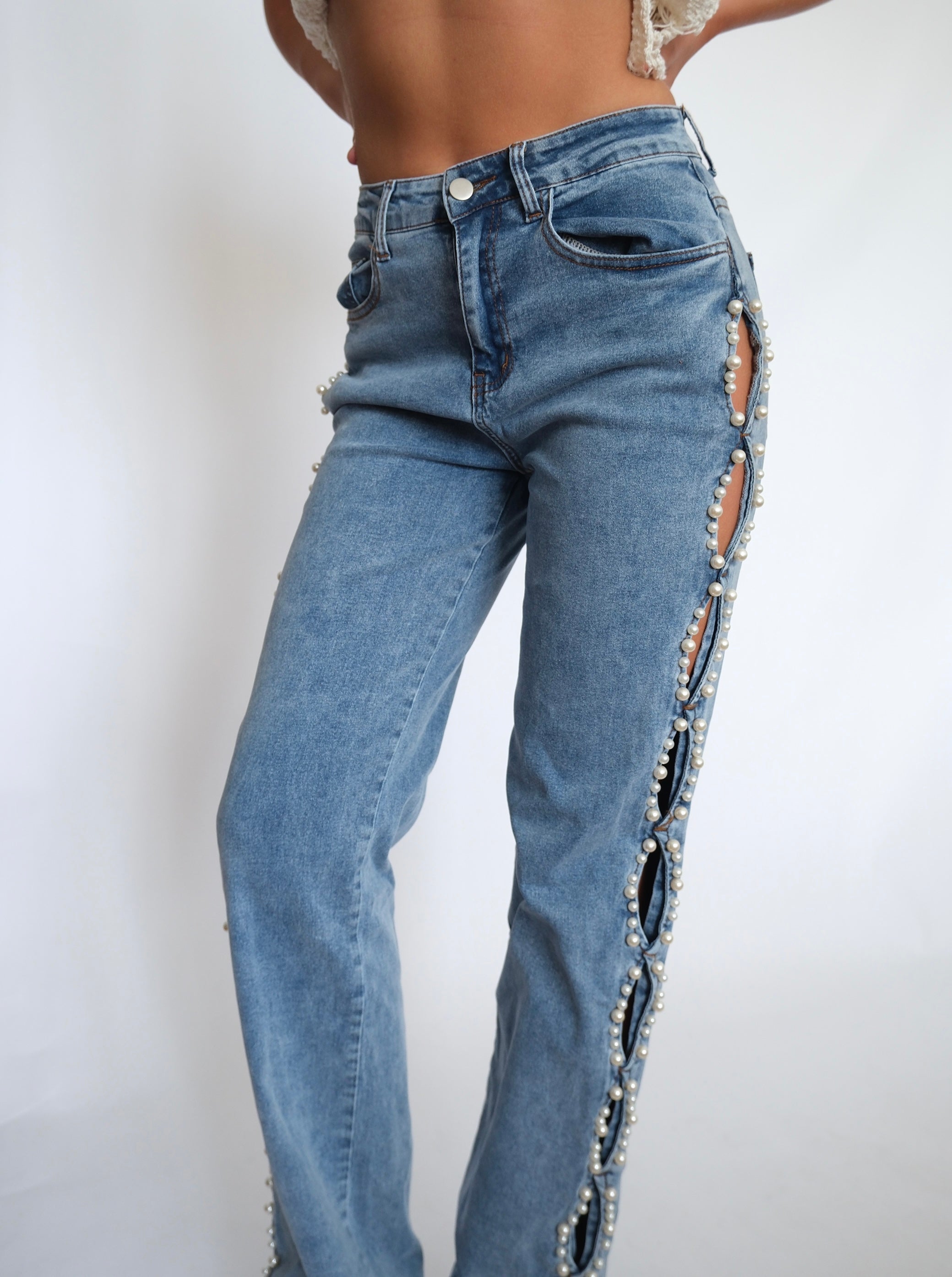 Pearl Cut-Out High-Waisted Straight Jeans